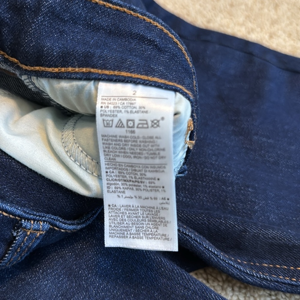 Old Navy Dark Blue Jeans Stretch Skinny Sz 2 - Picture 3 of 4
